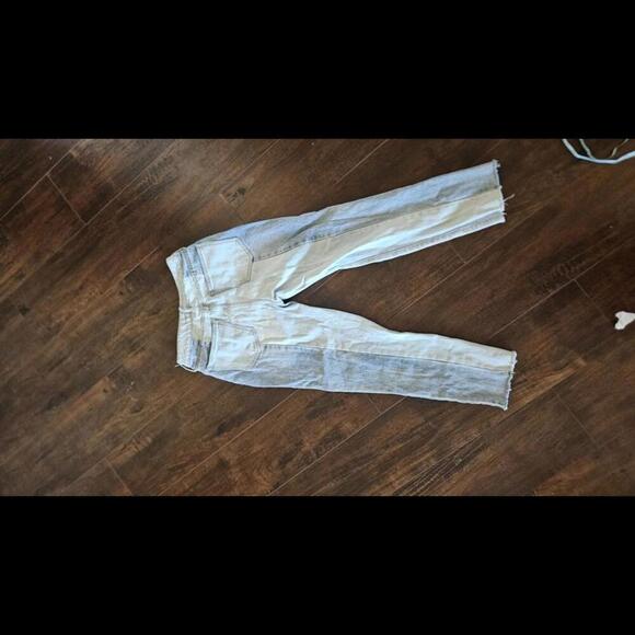 Pacsun Stylish Two-Tone Denim Mom Jeans Size 26 - Picture 2 of 12